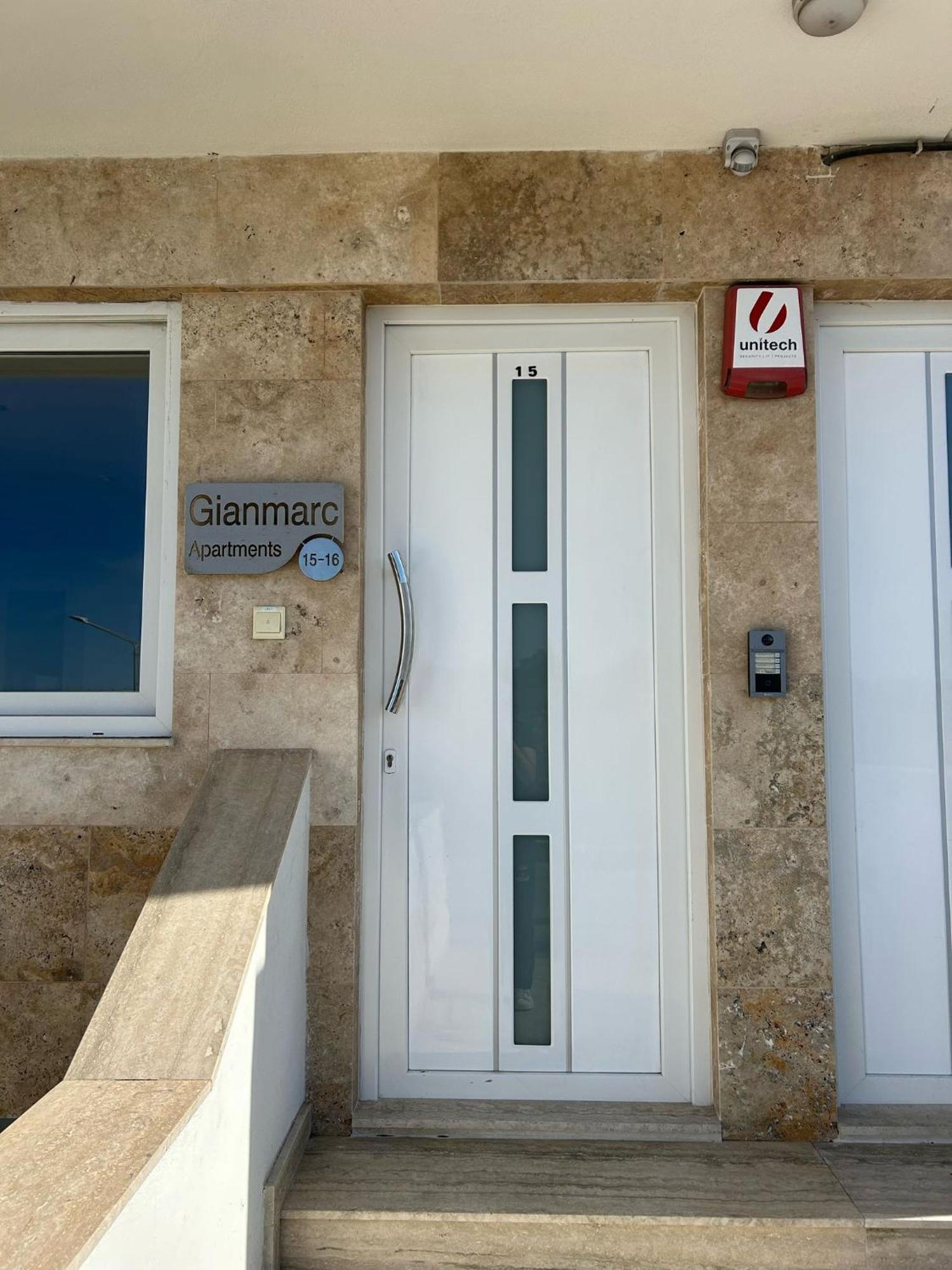 Sunset And Seaview No 1 Apartman Mellieħa